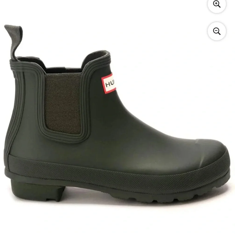 Hunter Short original Chelsea Boot in dark olive size 7 NWT - Picture 1 of 7